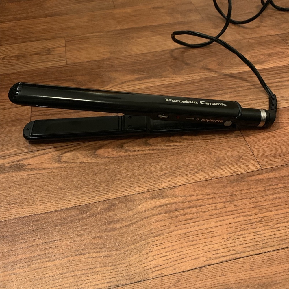 BaByliss Porcelain Ceramic Straightener